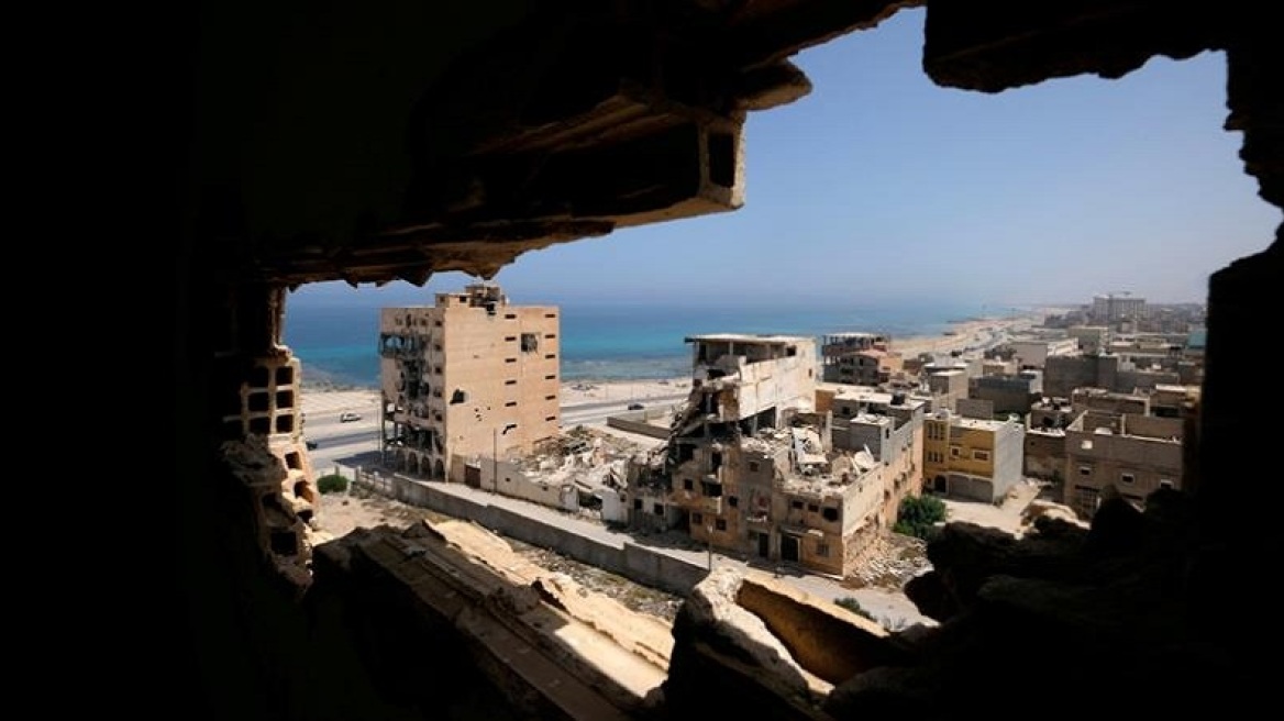 Ανακαλύφθηκαν άλλες 25 σοροί από νέους μαζικούς τάφους στη Λιβύη