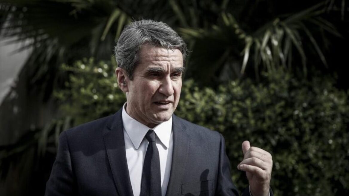 Λοβέρδος: Αναβάλλει την προεκλογική του εκστρατεία - «Δεν μου πάει η καρδιά...»