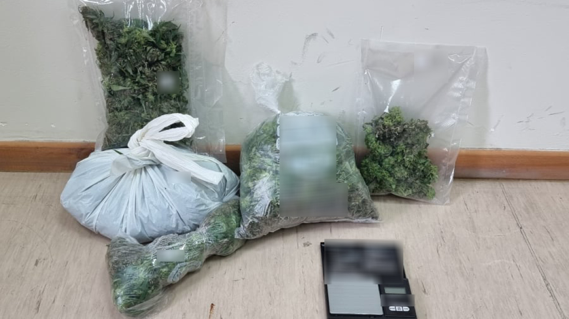 Θα διακινούσε πάνω από ένα κιλό κάνναβης στην Κέρκυρα