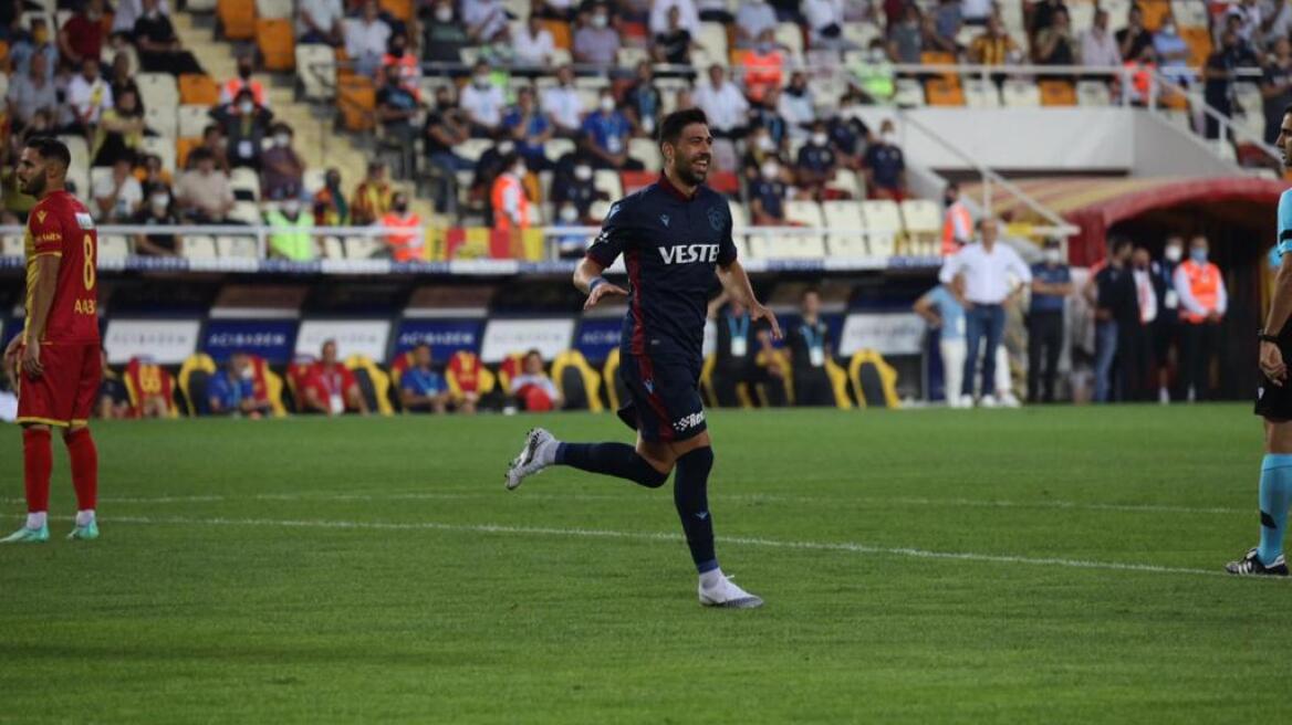 Μπακασέτας λαμπρός οδηγεί την Τράμπζονσπορ στην κορυφή