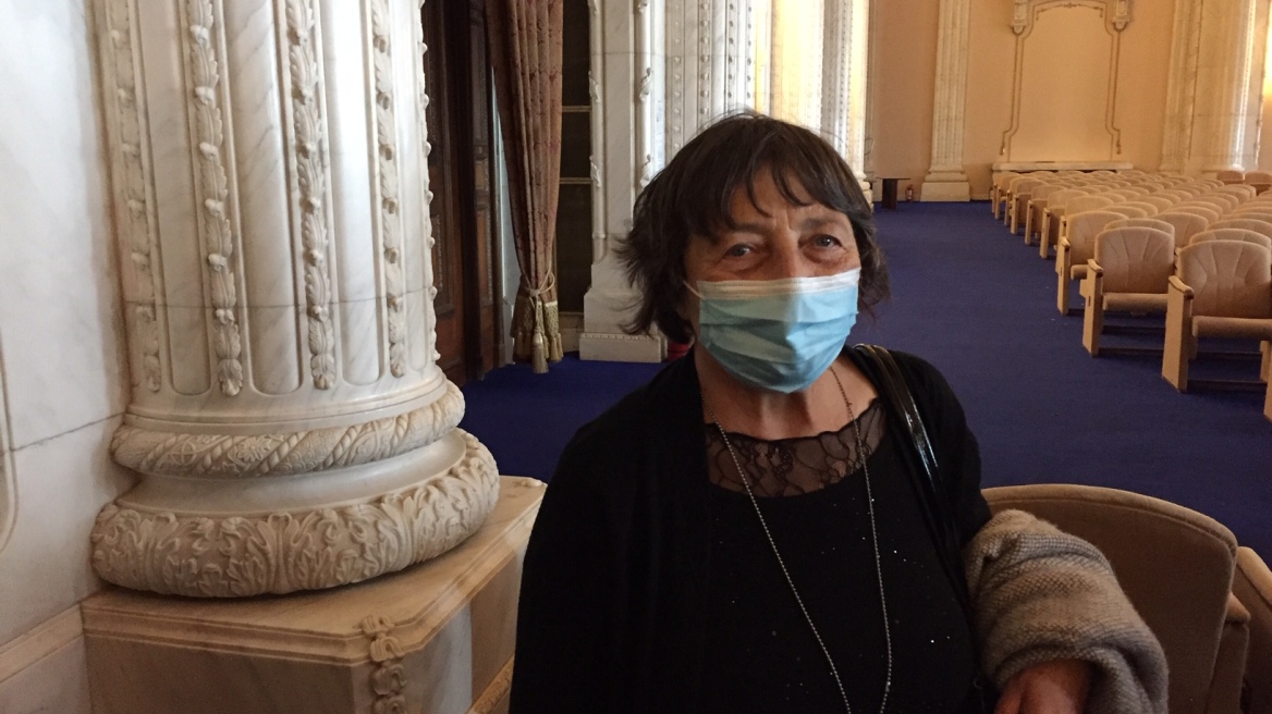 Η μεταφράστρια που έμαθε την ελληνική λογοτεχνία στους Ρουμάνους μιλά στο protothema.gr