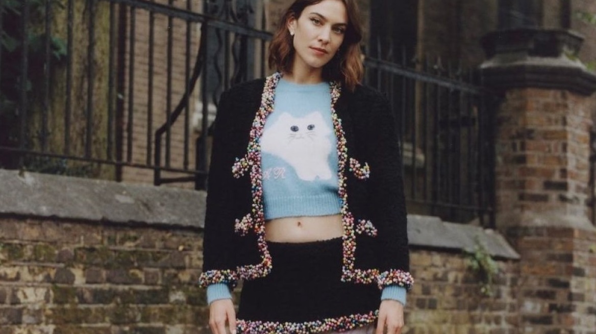 Αυτή είναι η φούστα που θα ντύσει τα φθινοπωρινά μας σύνολα