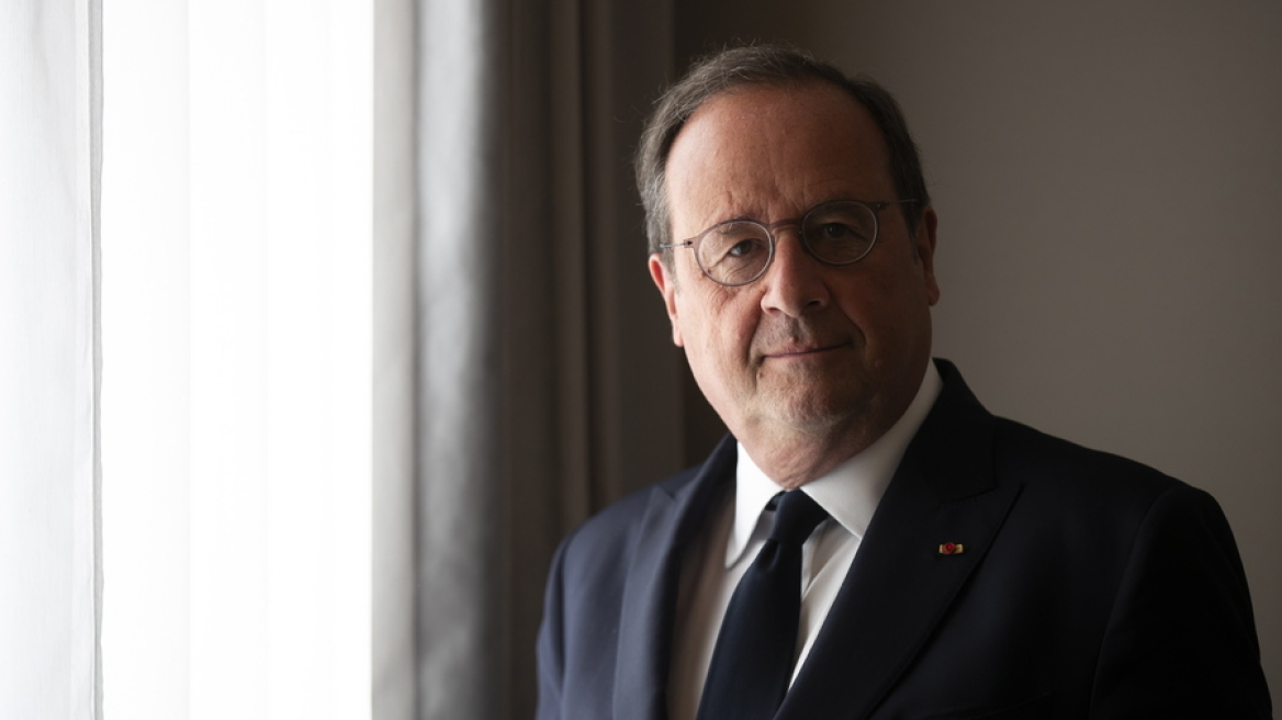 Φρανσουά Ολάντ: Ο Μακρόν είναι σαν βάτραχος στα νούφαρα