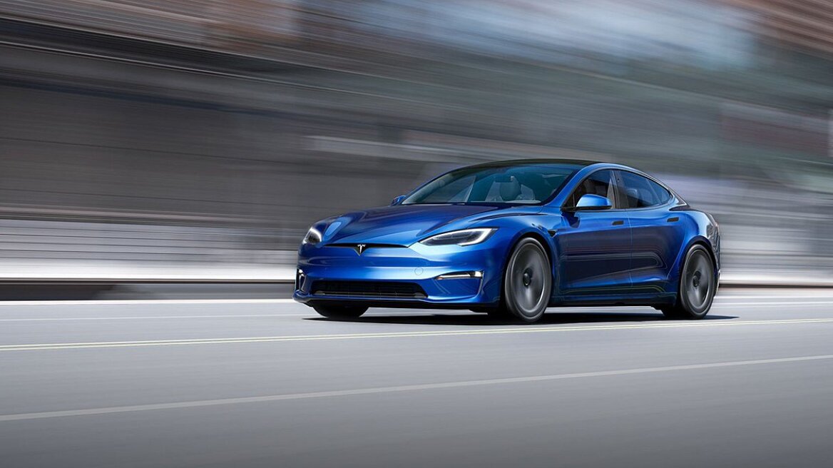 Tesla: Νέα τεχνολογία μπαταριών