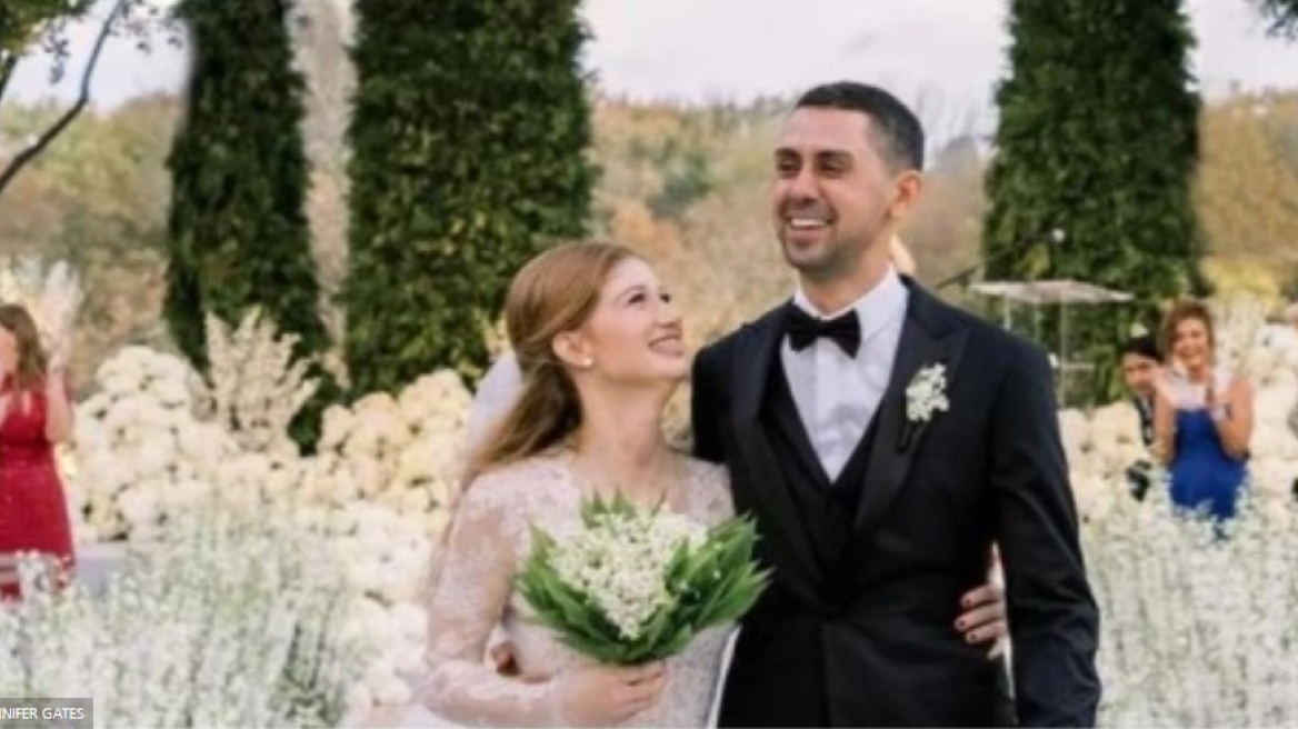 Γάμος κόρης Γκέιτς: Τα δύο νυφικά και η τελετή που κόστισε 2 εκατομμύρια δολάρια 