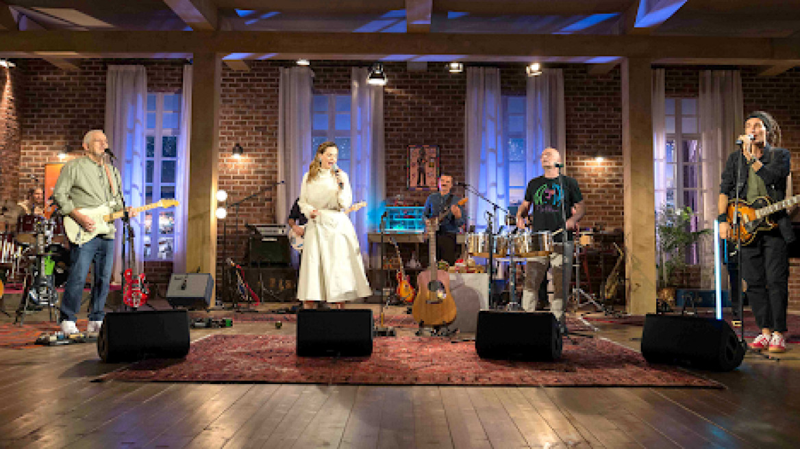 ΦΑΤΜΕ και Locomondo τραγουδούν μαζί απόψε στο «Μουσικό Κουτί» της ΕΡΤ1