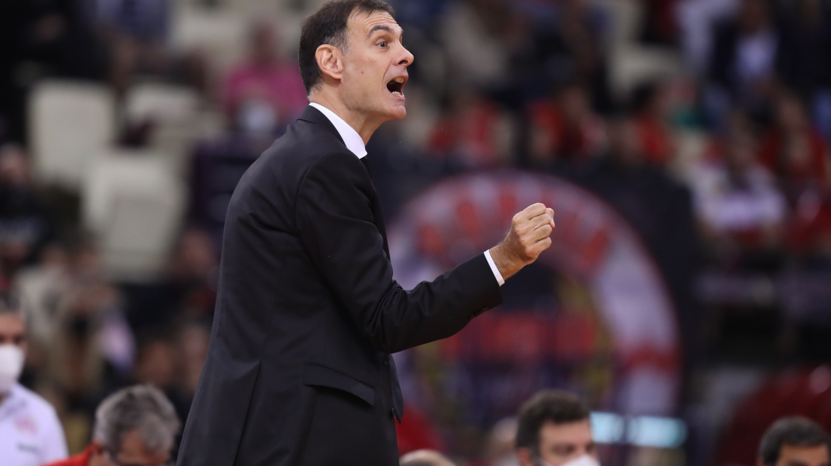 Μπαρτζώκας: «Να εκθέσουμε τις αδυναμίες της Φενέρ, χρειάζεται περισσότερη ένταση στην άμυνα»