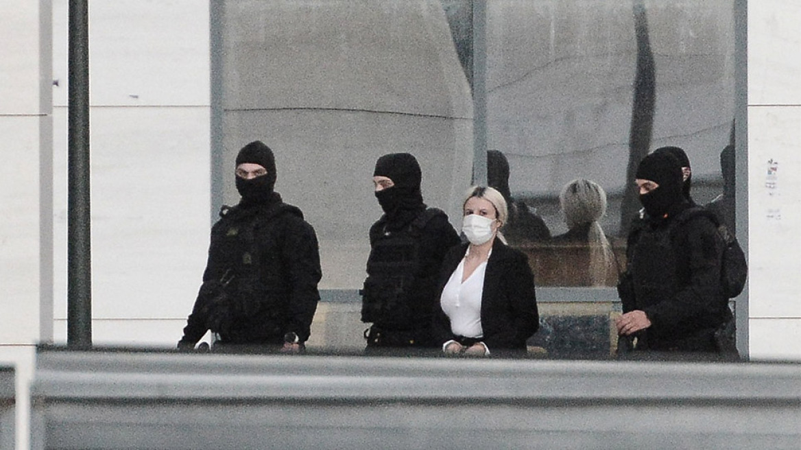 Επίθεση με βιτριόλι: Σε διάσκεψη το δικαστήριο - Αποφασίζει για την ενοχή της Έφη Κακαράντζουλα