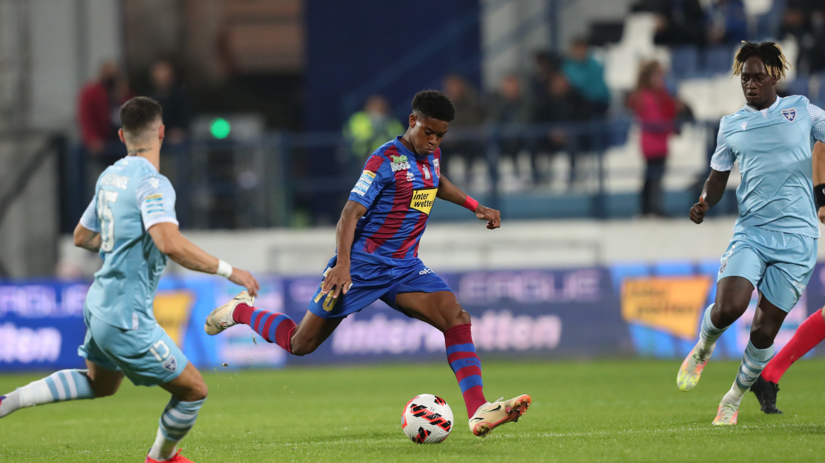 Super League 1, Ιωνικός-Βόλος 1-1: Του πήρε τη μπουκιά απ' το στόμα - Δείτε τα γκολ