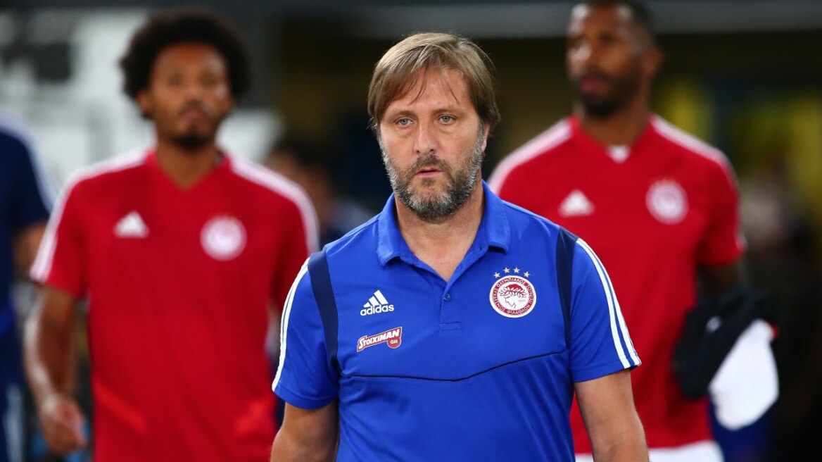 Οι σκέψεις του Μαρτίνς για την 11άδα ενόψει της αναμέτρησης του Ολυμπιακού με την Άιντραχτ