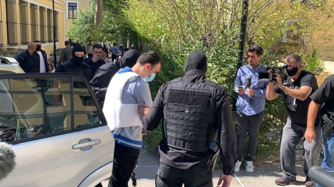 Κατονόμασε και άλλα πρόσωπα ο 34χρονος που συνελήφθη για συμμετοχή στον ISIS, αναλαμβάνει εφέτης ανακριτής