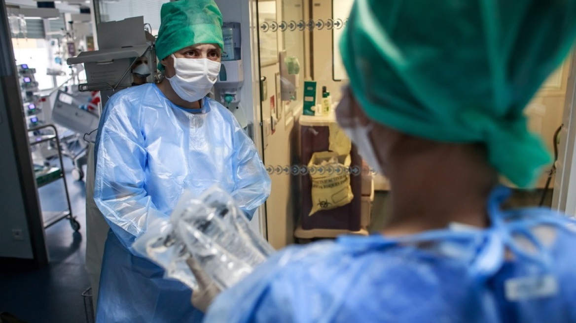 Η Δανία επιβάλλει το «πάσο κορωνοϊού» για να αντιμετωπίσει το νέο κύμα της πανδημίας