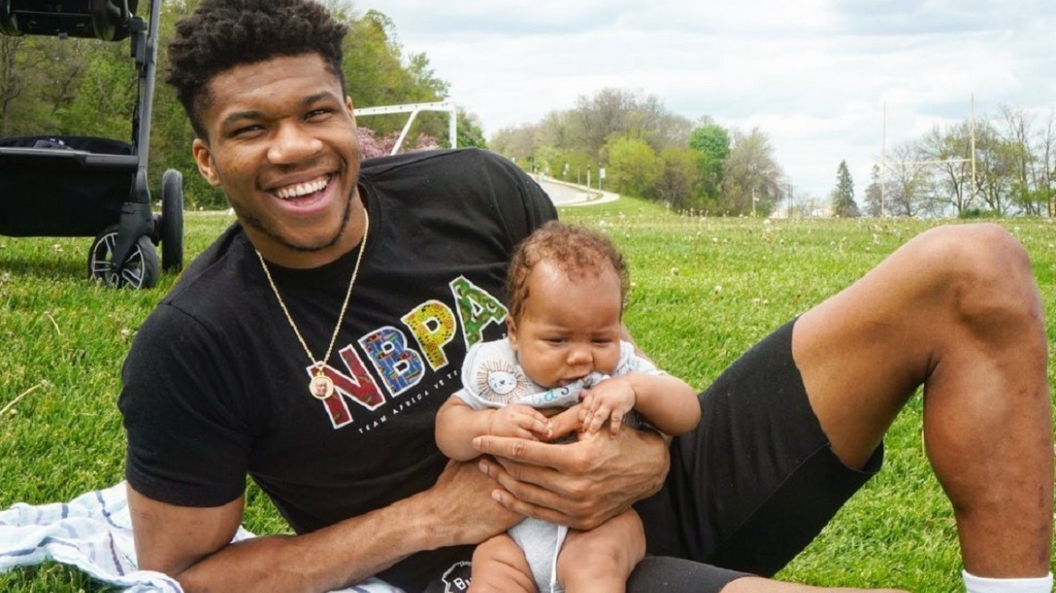 Aντετοκούνμπο: Αποκάλυψε το όνομα του δεύτερου γιου του