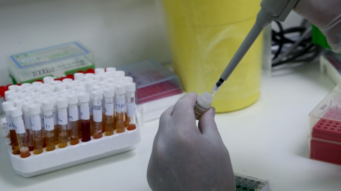 Μεταλλάξεις: Απόλυτη η επικράτηση της «Δέλτα», ένα μόνο κρούσμα με την «ύποπτη» υποπαραλλαγή ΑΥ.4.2.