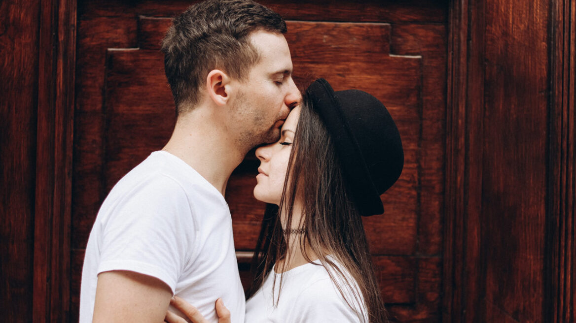 Πότε είναι πιο ελκυστικές οι γυναίκες; Έρευνα απαντά