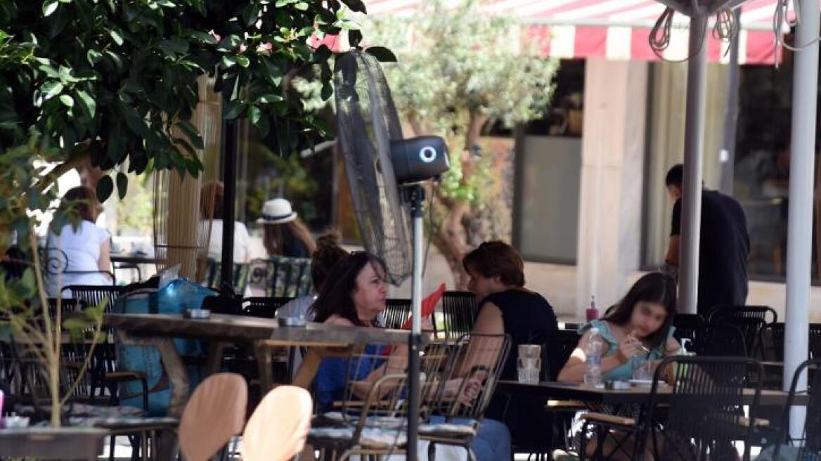 Τσουχτερά πρόστιμα στους 20.000 ανεμβολίαστους εργαζόμενους που δεν δήλωσαν τα rapid test