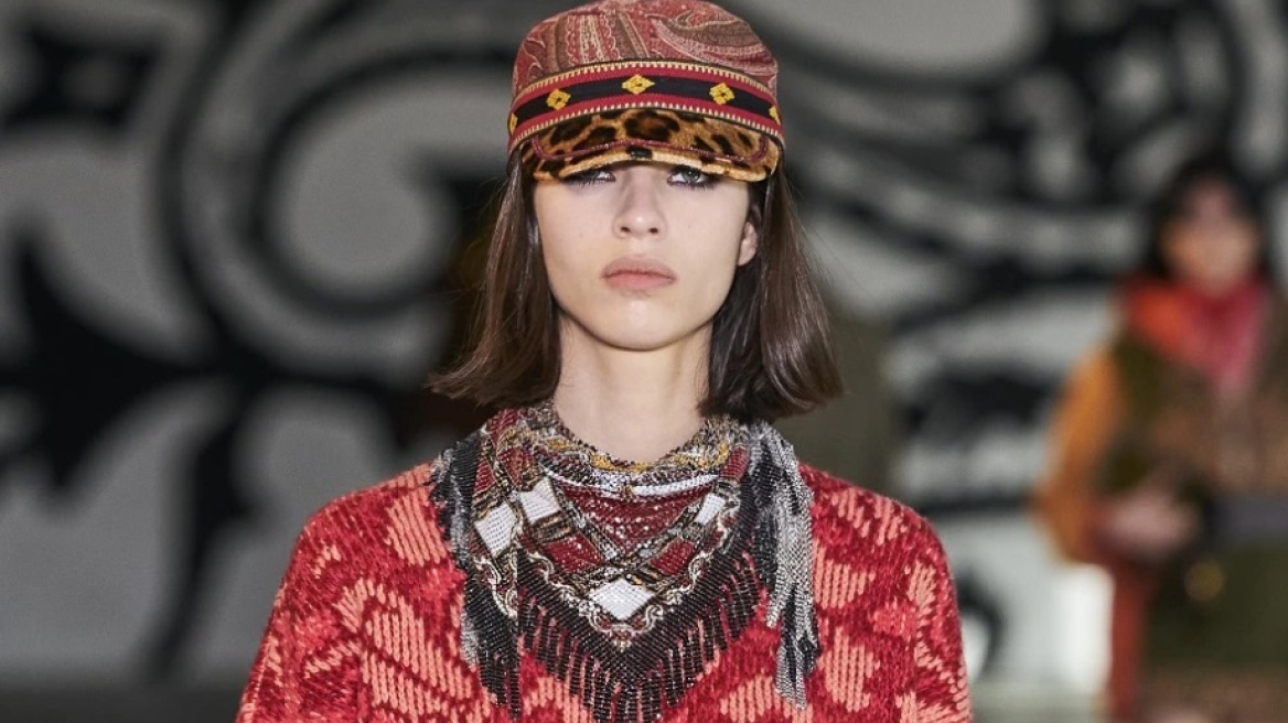 Τα ωραιότερα καπέλα που θα φορέσουμε αυτή τη σεζόν