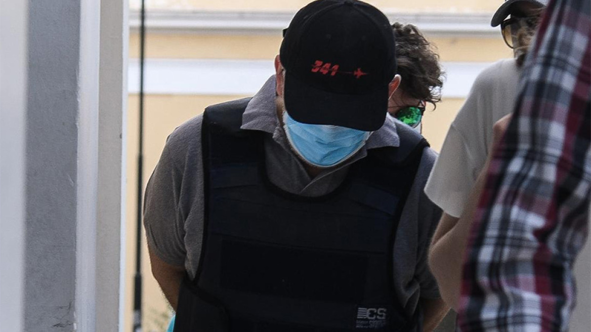 Δίκη ψευτογιατρού: Κορωνοϊό επικαλείται ο Dr… Kontos που απουσιάζει ξανά από το δικαστήριο