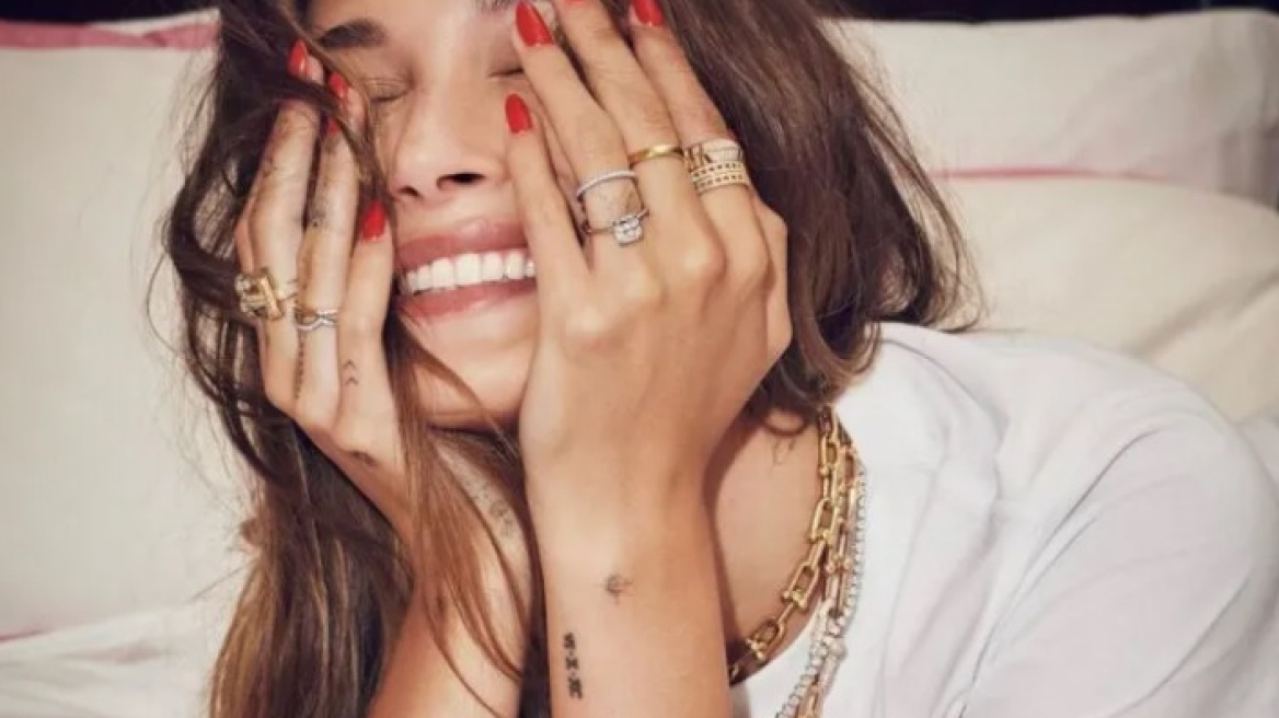 Θα σας εκπλήξει το νέο εγχείρημα της Χέιλι Μπίμπερ