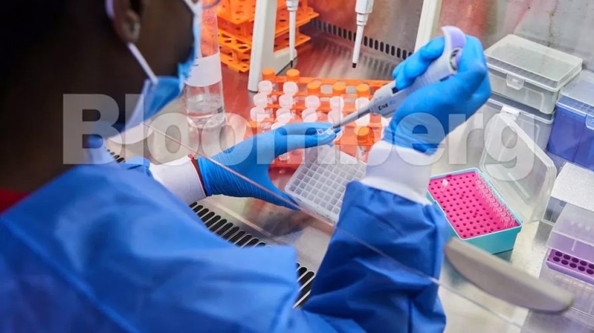 Bloomberg: 6 ερωτήσεις και απαντήσεις για τη νέα μετάλλαξη της Μποτσουάνα