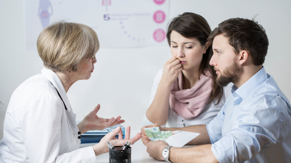 ΣΜΝ: Πότε και πώς καλύπτονται από το ασφαλιστήριο υγείας