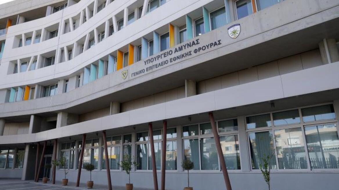 Σε εξέλιξη η τριμερής συνάντηση υπουργών Άμυνας Ελλάδας - Κύπρου και του αρχηγού των Ενόπλων Δυνάμεων της Ιορδανίας