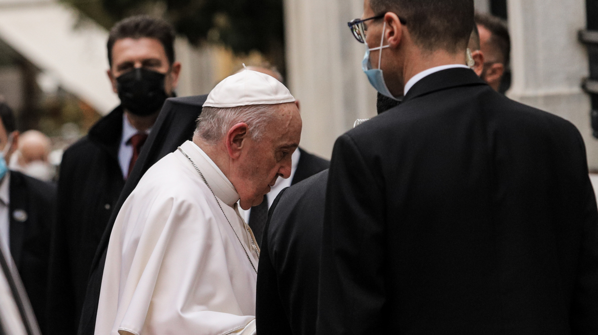 Στην Αρχιεπισκοπή Αθηνών έφθασε ο Πάπας Φραγκίσκος