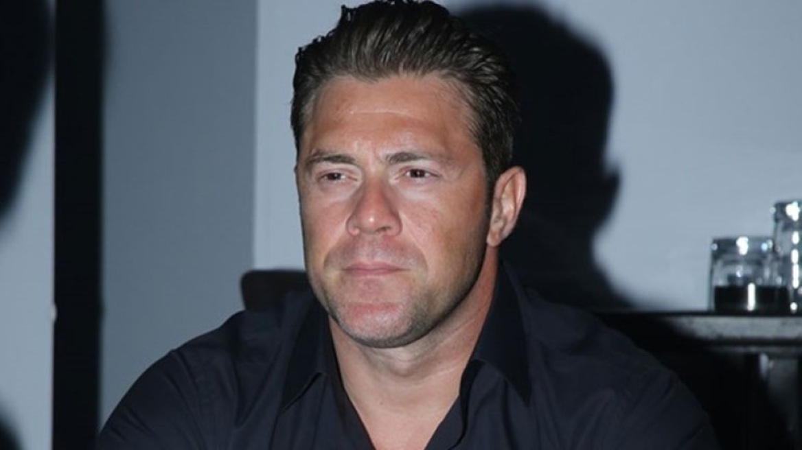 Χρήστος Χολίδης: «Μου έχουν πετάξει πιρούνι και αναπτήρα στη σκηνή»