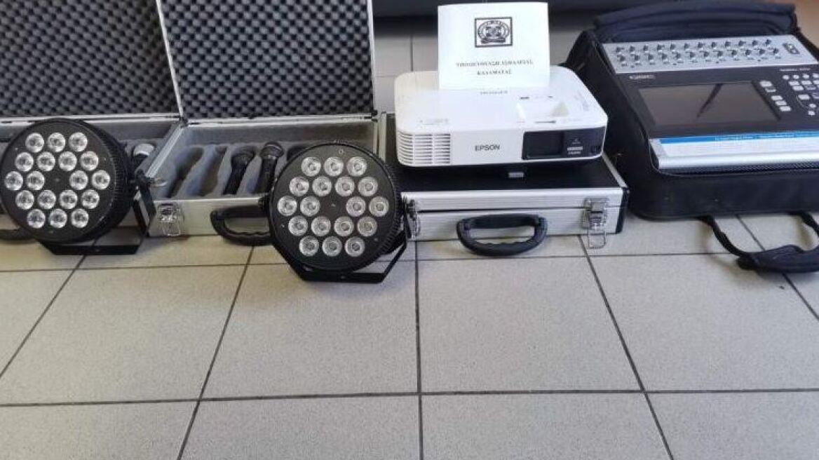 Διέρρηξε εταιρεία στην Καλαμάτα και έκλεψε ηχοσυστήματα