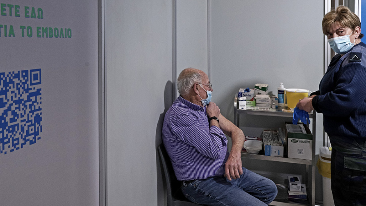 Υποχρεωτικός εμβολιασμός: 68.500 πολίτες άνω των 60 έκλεισαν ραντεβού για την πρώτη δόση του εμβολίου
