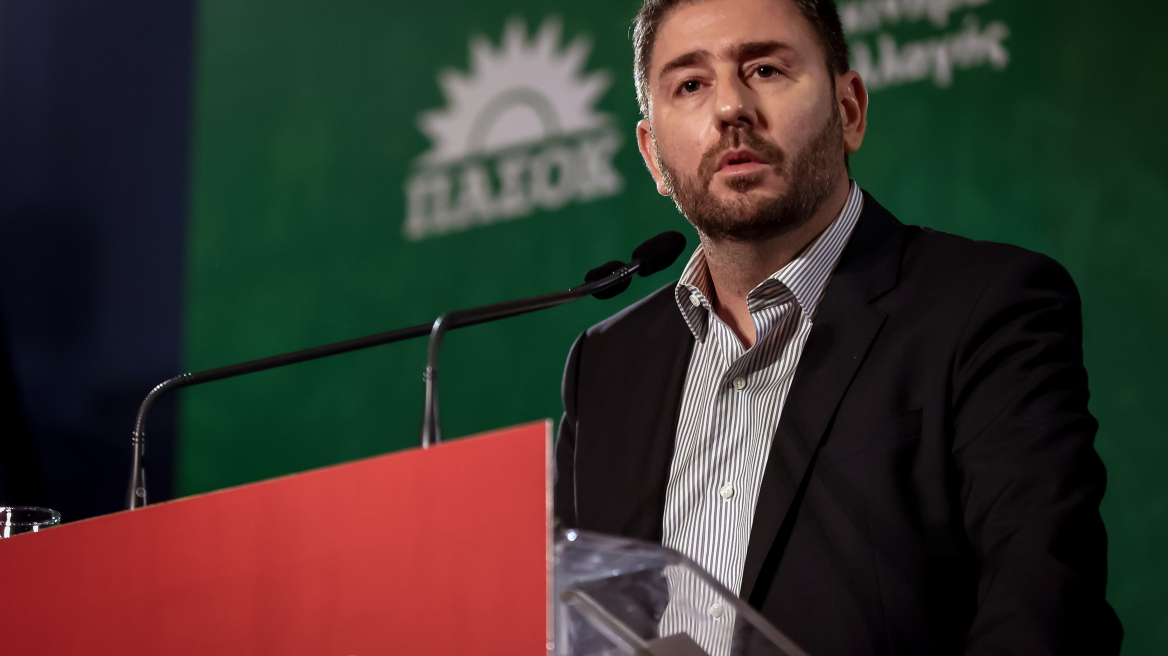 Ανοικτός σε debate με τον Παπανδρέου o Ανδρουλάκης - Τι ανέφερε για ενδεχόμενη συνεργασία με ΣΥΡΙΖΑ και ΝΔ