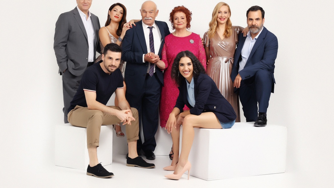 Στη σειρά «Μην Αρχίζεις τη Μουρμούρα» η Καίτη και η Μένη ετοιμάζουν έναν εντυπωσιακό γάμο 