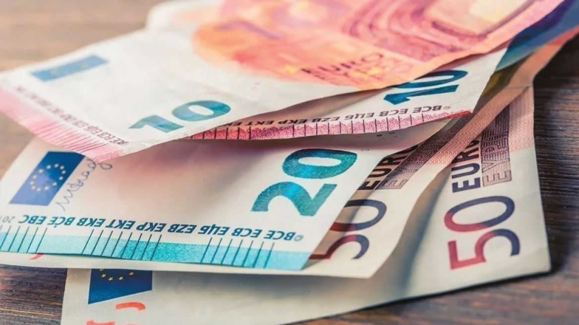 Δώρο Χριστουγέννων 2021: Πότε θα το λάβουν όσοι ήταν σε αναστολή ή στο «Συν-Εργασία»