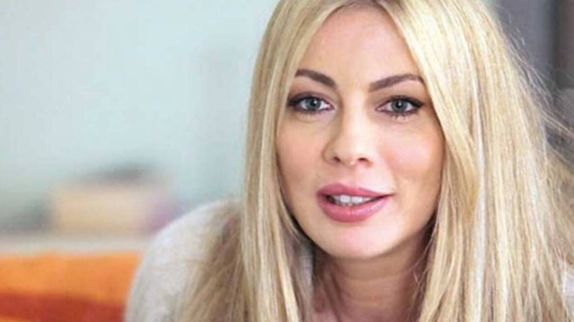 Σμαράγδα Καρύδη: «Δεν μπορώ να νιώθω την ευθύνη πως πρέπει να πω το σωστό, οι περισσότεροι είναι ντουβάρια αμετακίνητα»