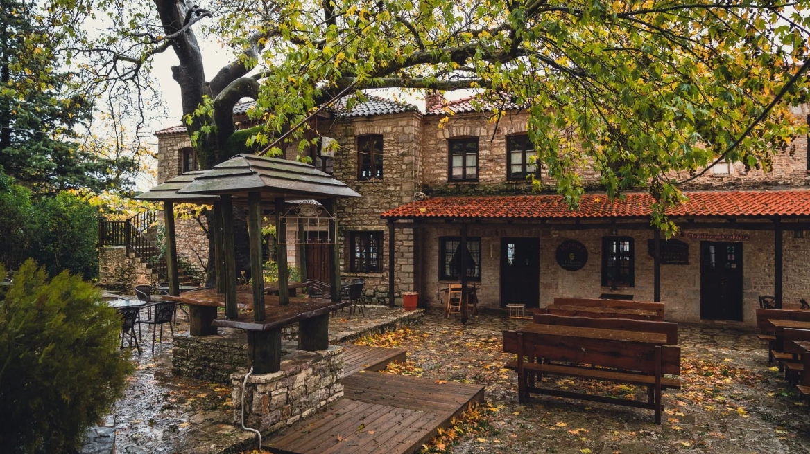 Η ξεχωριστή αρχιτεκτονική των Κορυσχάδων -Εντυπωσιακά σαχνισιά και κεντρικοί εξώστες