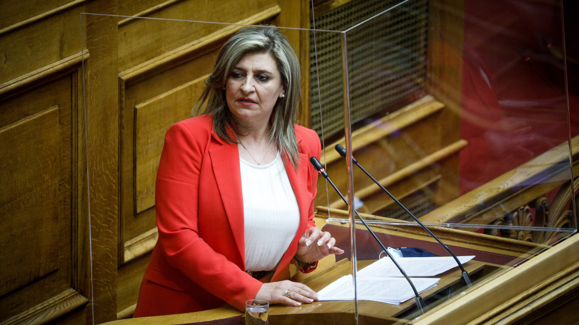 Λιακούλη για θέμα ηγεσίας στο ΠΑΣΟΚ: Είναι η στιγμή να εκφραστούν όλα ελεύθερα