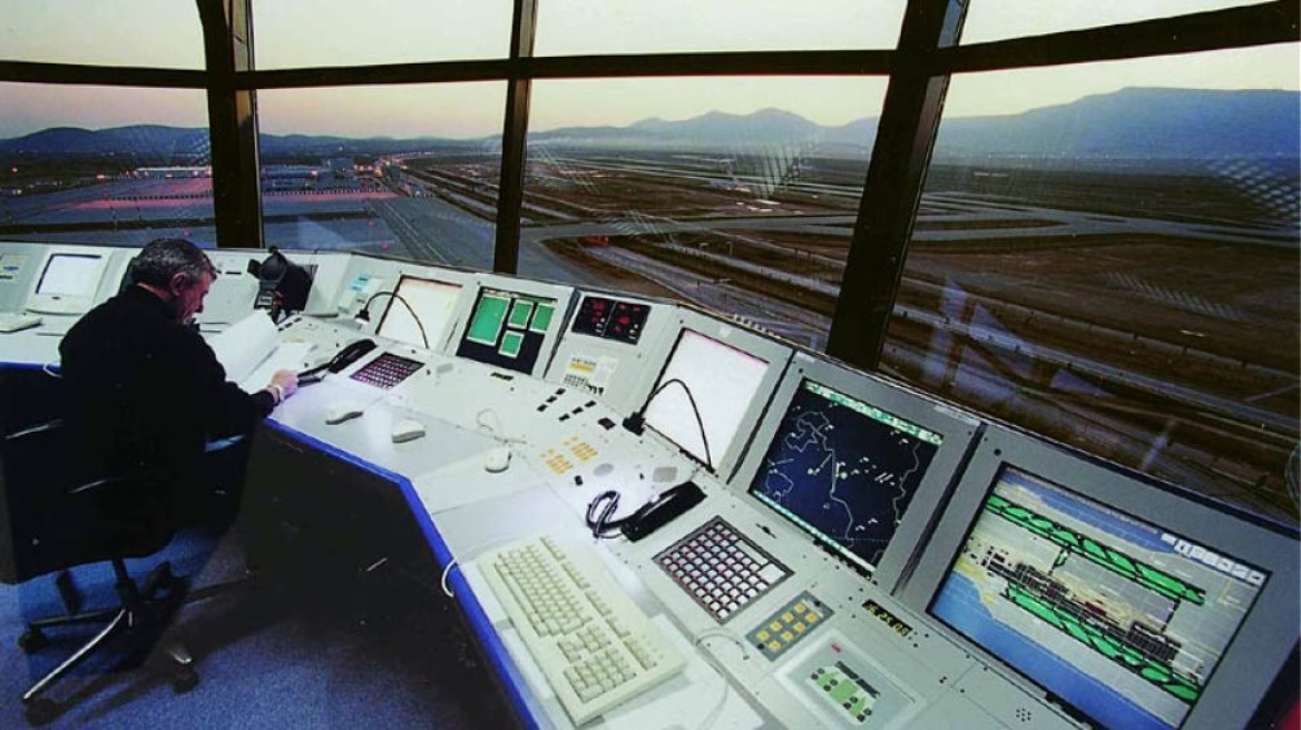 Μαύρες οθόνες έβλεπαν οι ελεγκτές εναέριας κυκλοφορίας σε πολλές περιοχές της χώρας