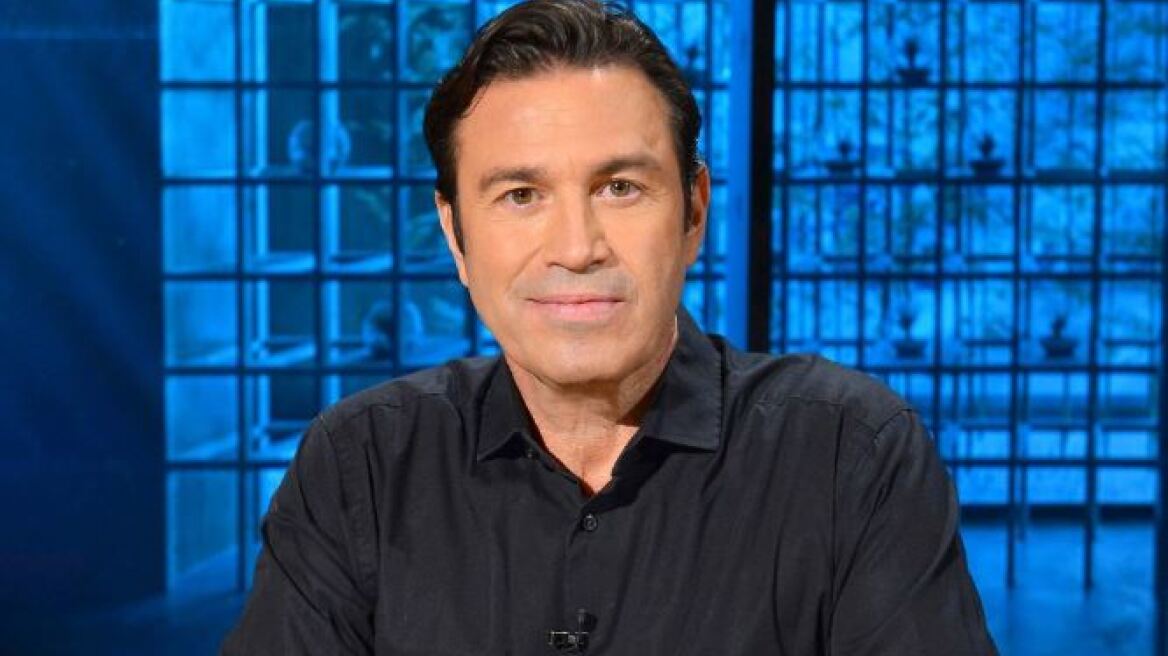 Ο Μάριος Φραγκούλης μίλησε για το μπούλινγκ που δεχόταν στο σχολείο λόγω των γονιών του