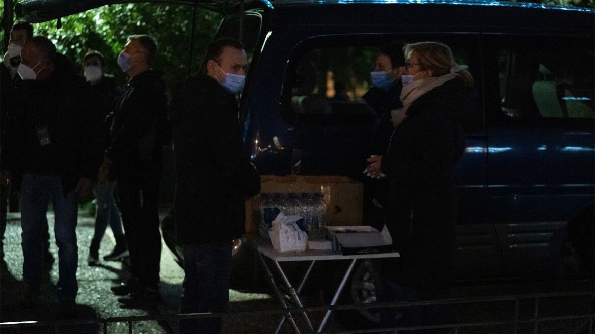 Ο ΟΚΑΝΑ διένειμε υλικό ασφαλούς χρήσης και είδη πρώτης ανάγκης στους εξαρτημένους