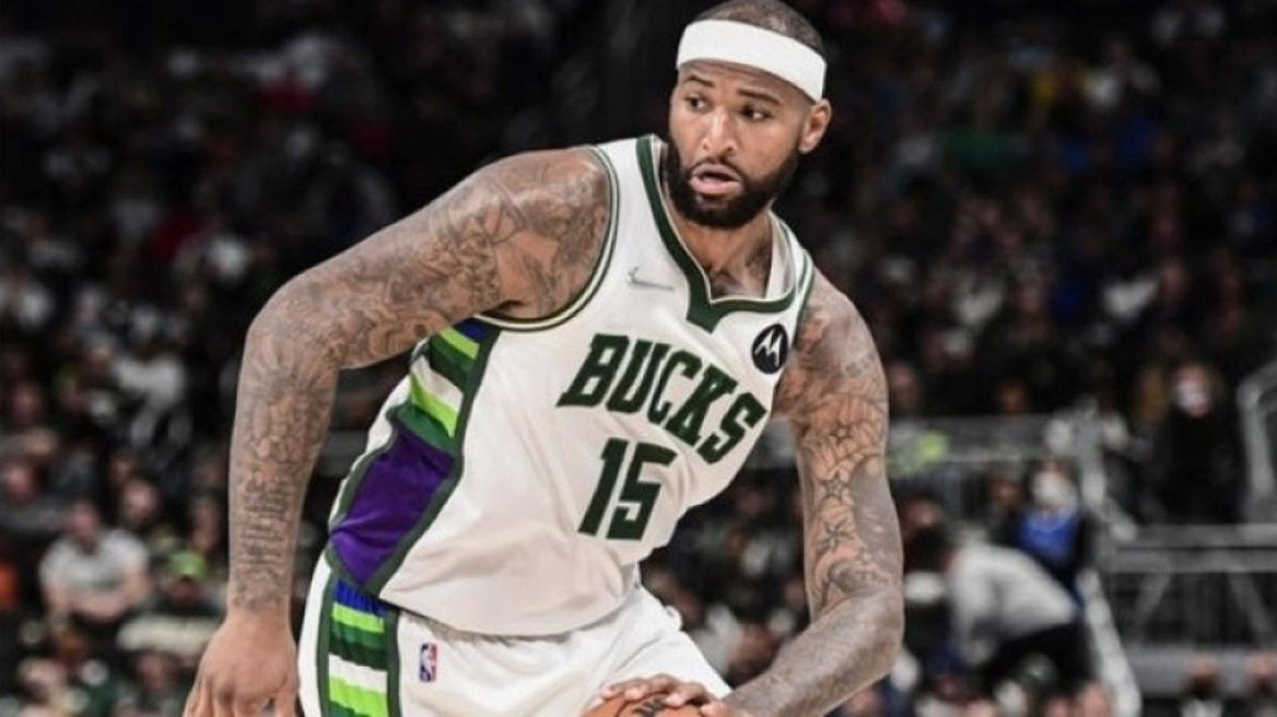 Μάβερικς- Μπακς 95-102: Πέρασαν από το Ντάλας με Big Three Μίντλετον, Χόλιντεϊ και Κάζινς