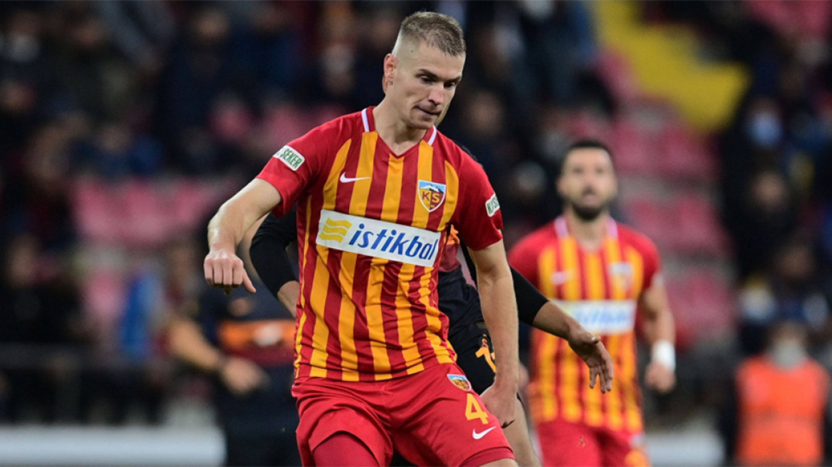 Ρήξη χιαστών και τέλος η σεζόν για Κολοβέτσιο