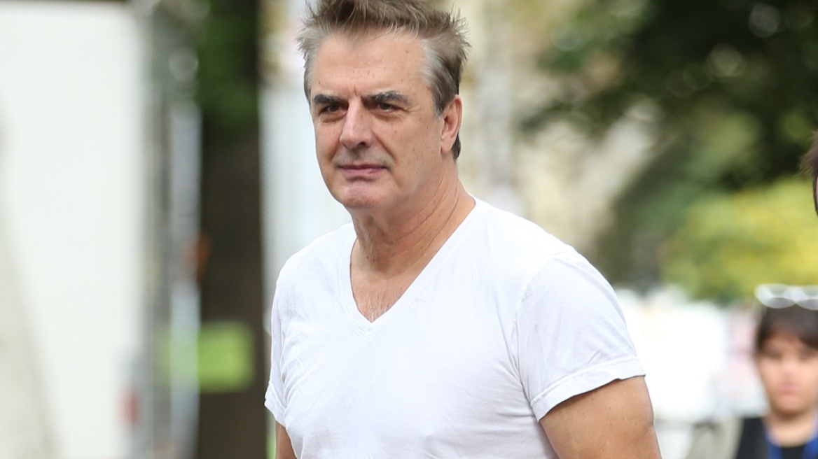  Κρις Νοθ: Χαλαρός στην πρώτη εμφάνιση του μετά τις καταγγελίες για κακοποιητική συμπεριφορά