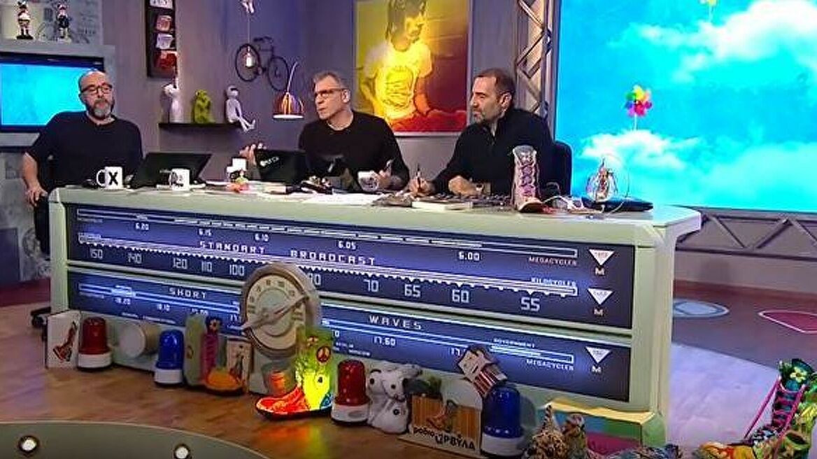 «Ράδιο Αρβύλα»: Επιστρέφει μετά τις γιορτές, στις 10 Ιανουαρίου - Δείτε το τρέιλερ