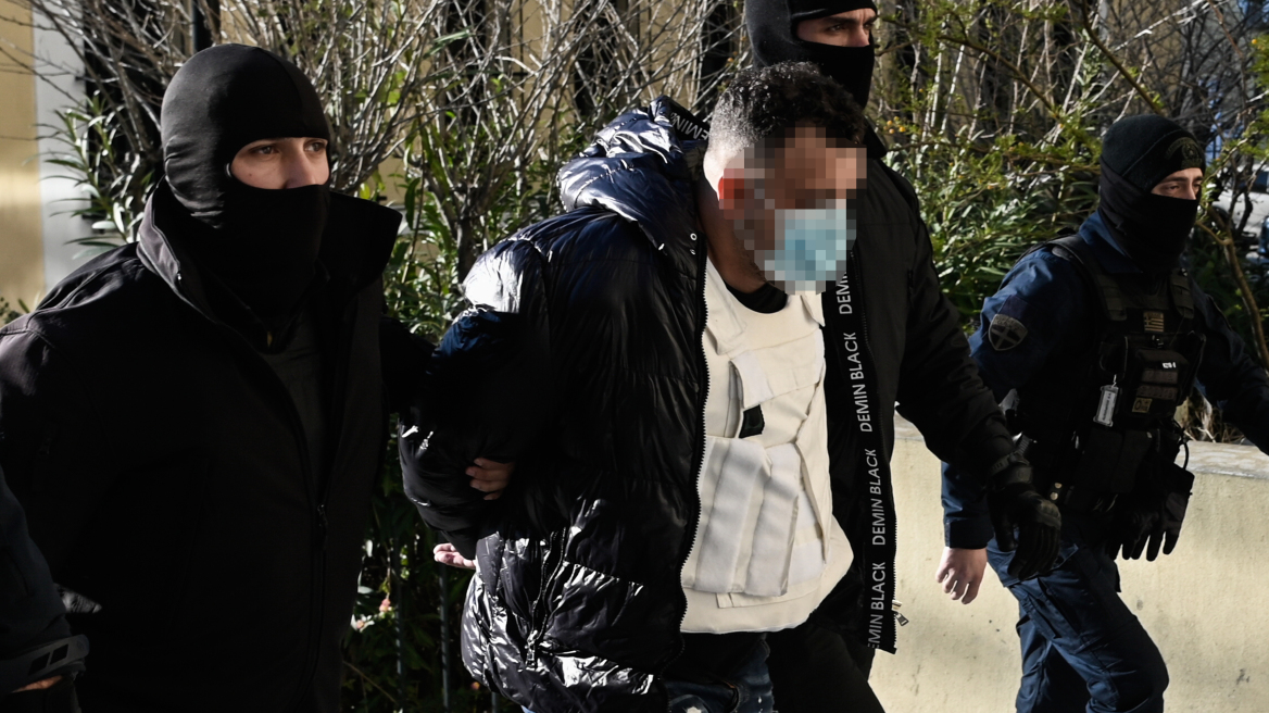  Στη φυλακή μετά την απολογία του ο 40χρονος που συνελήφθη για συμμετοχή στον ΙSIS