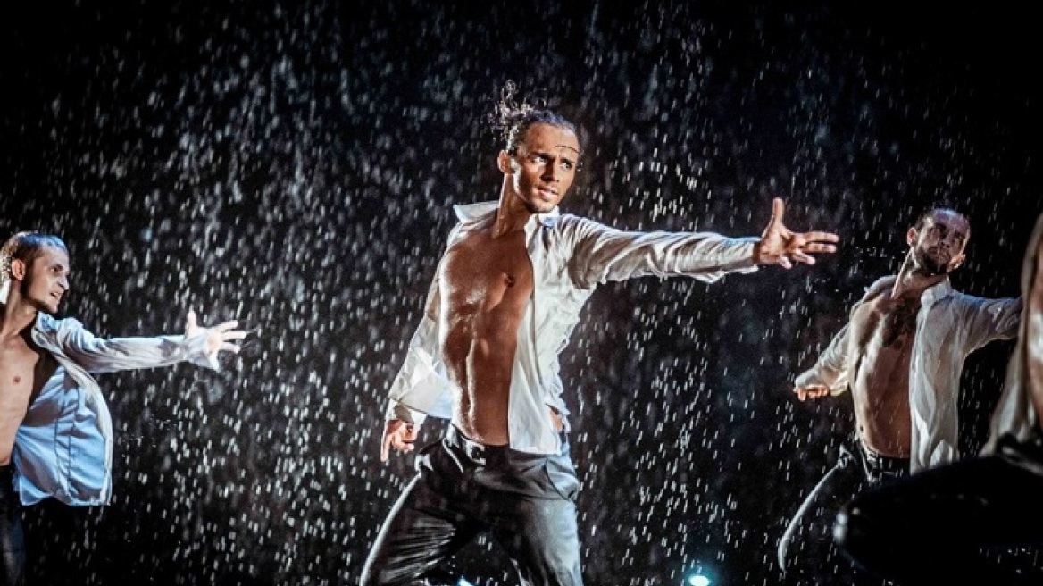 «Dancing in the Rain 3»: Ο εντυπωσιακός «Χορός της Βροχής» έρχεται στο Christmas Theater