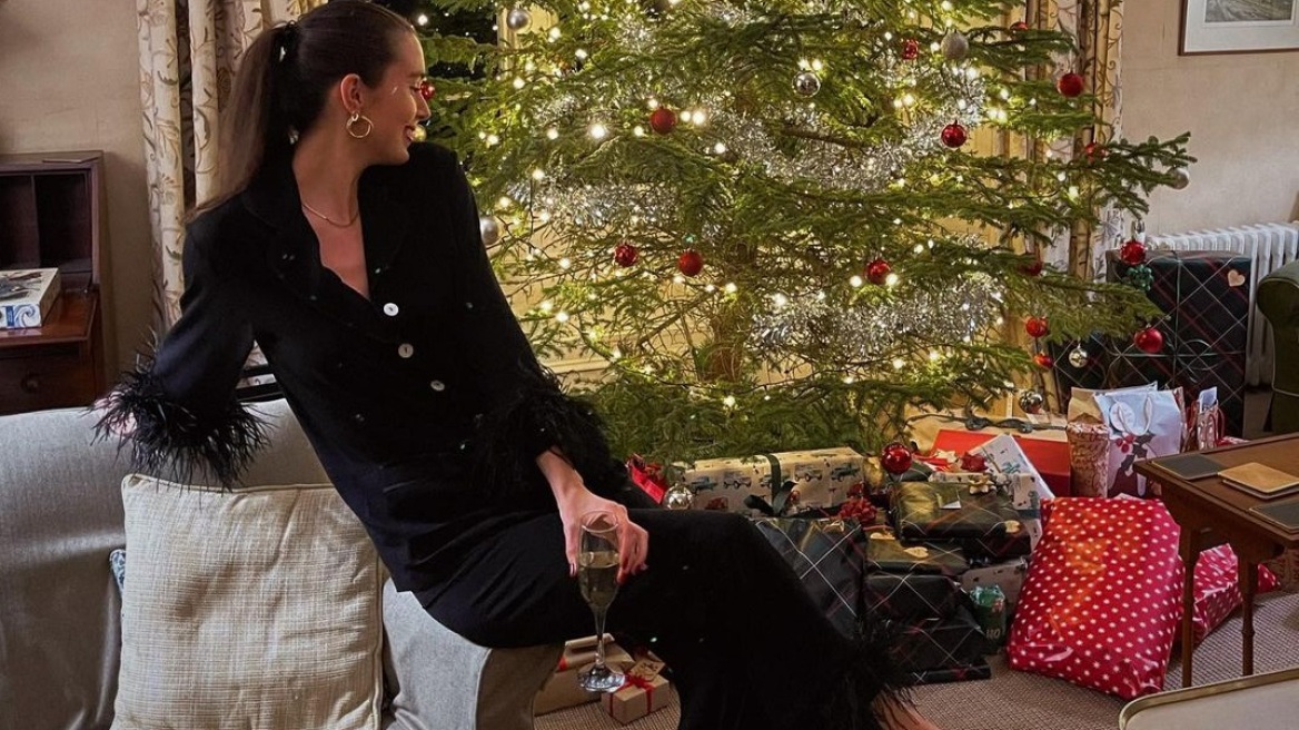 Πρωτοχρονιά στο σπίτι; 6+1 pajama sets για πάρτυ διάθεση