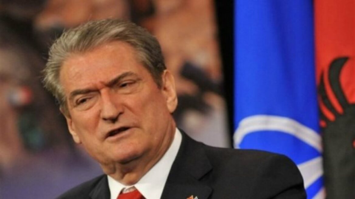 Αλβανία: Οπαδοί του Σαλί Μπερίσα προσπάθησαν να εισβάλλουν και να καταλάβουν τα γραφεία του Δημοκρατικού Κόμματος