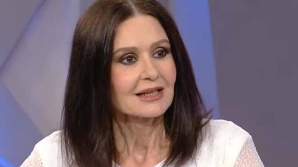 Κάτια Δανδουλάκη: «Κανείς δεν έχει δικαίωμα να υποτιμήσει κάποιον, ο χαρακτήρας φαίνεται στην εξουσία και στο ποτό»