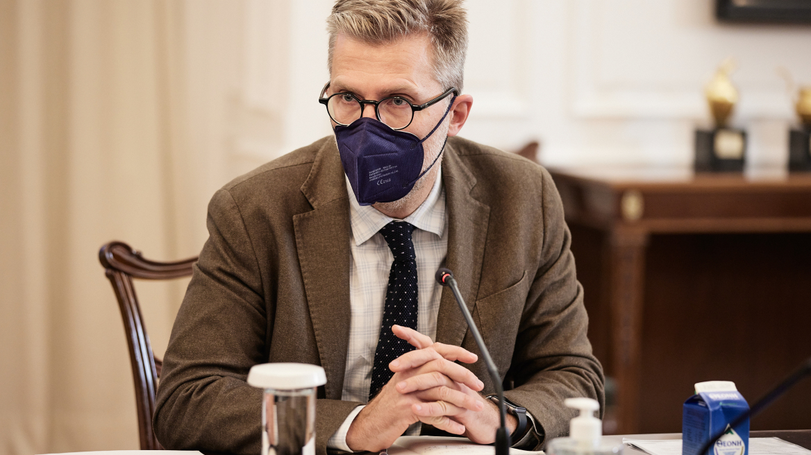 Σκέρτσος: Το freedom και το data pass πέτυχαν και έπεισαν τους νέους να εμβολιαστούν