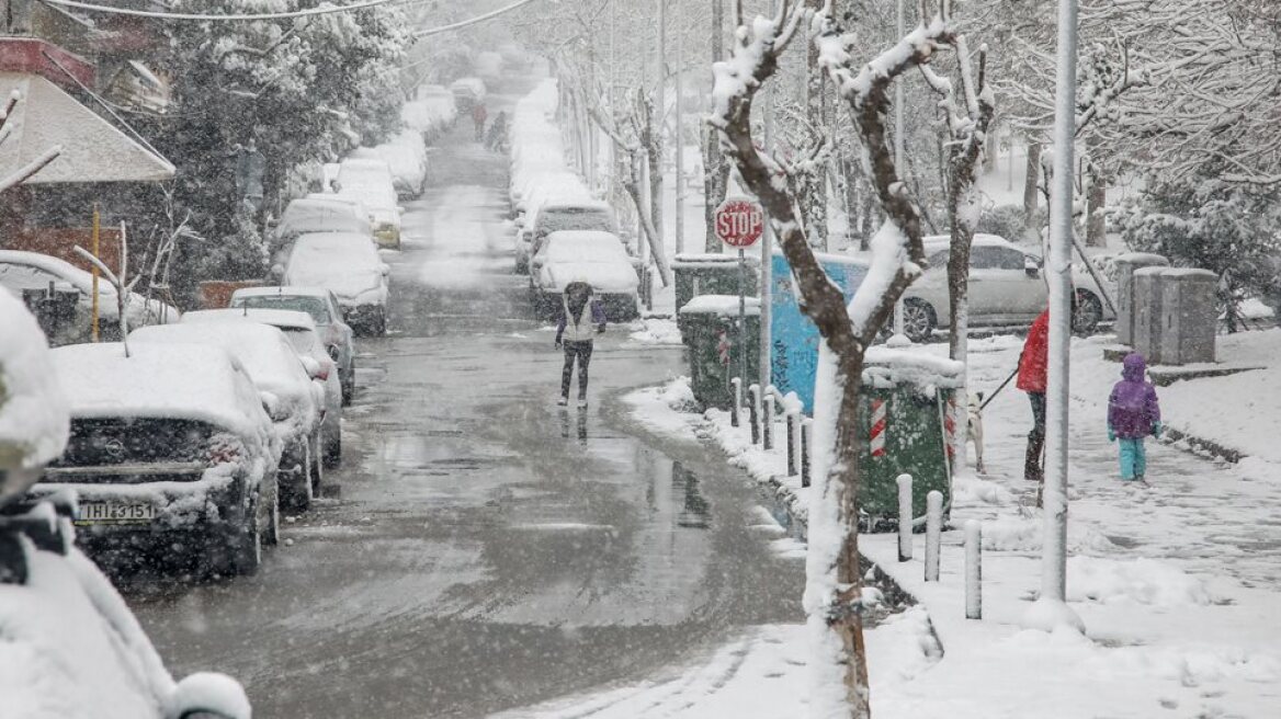 Στους κατοίκους αυτών των περιοχών έφτασε το πρώτο μήνυμα του 112 για επικίνδυνα καιρικά φαινόμενα 